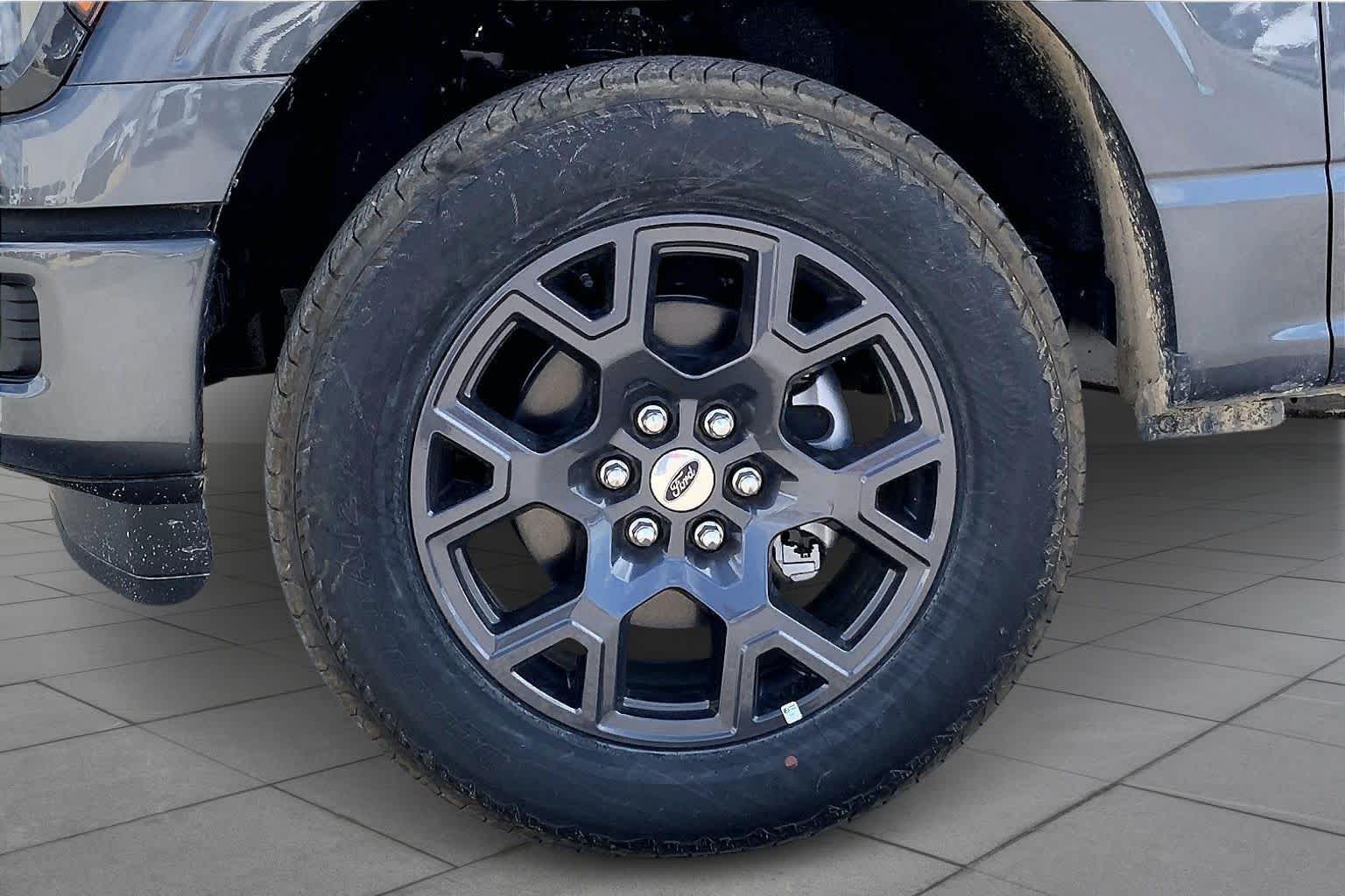 2026 Ford F-150 STX Image 6 of 17