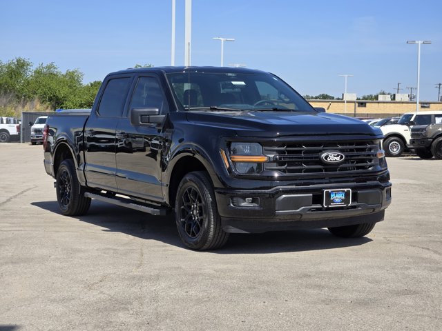 2026 Ford F-150 XLT Image 2 of 22