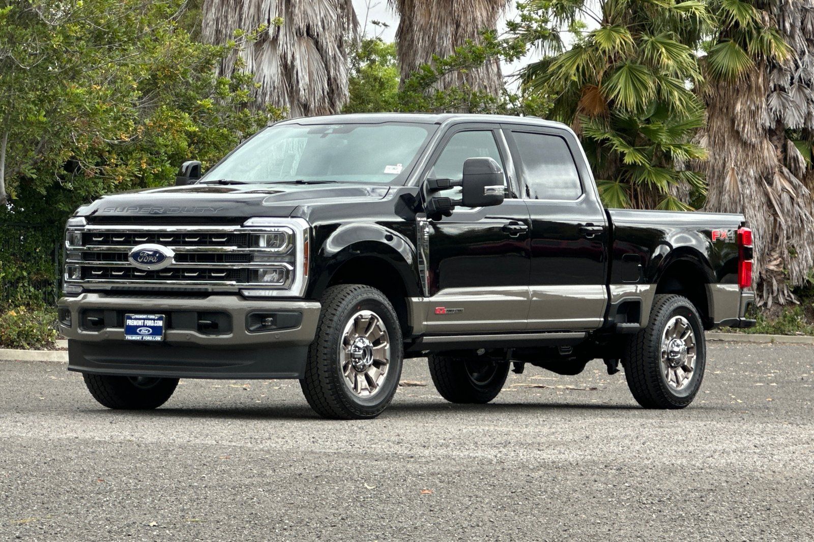 2026 Ford F-250 King Ranch Image 1 of 33
