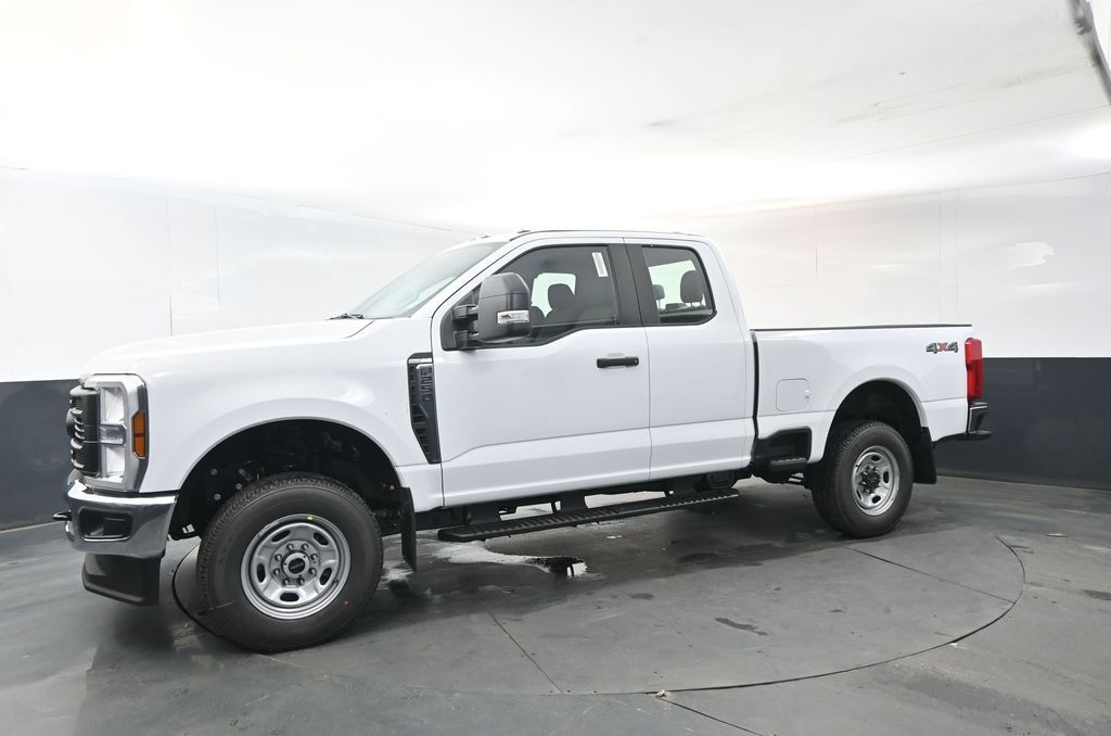 2026 Ford F-250 XL Image 2 of 22