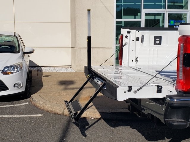 2026 Ford F-350 Lariat Image 38 of 39