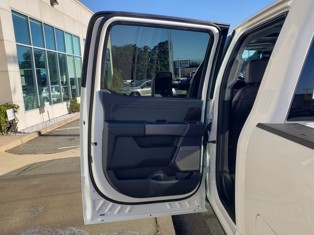 2026 Ford F-350 Lariat Image 33 of 39