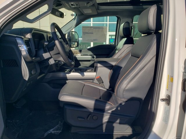 2026 Ford F-350 Lariat Image 15 of 39