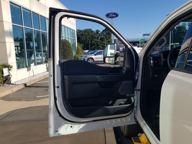 2026 Ford F-350 Lariat Image 36 of 39