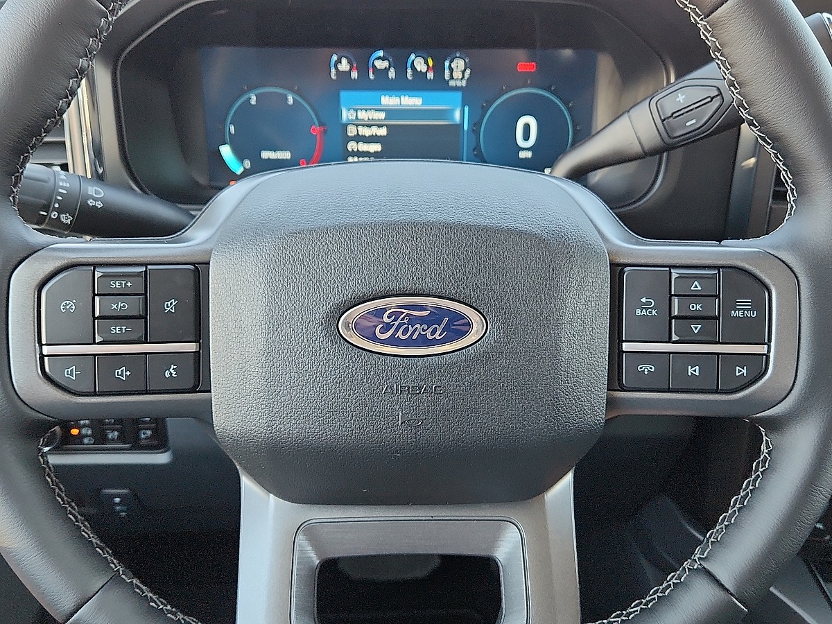 2026 Ford F-350 Lariat Image 7 of 12