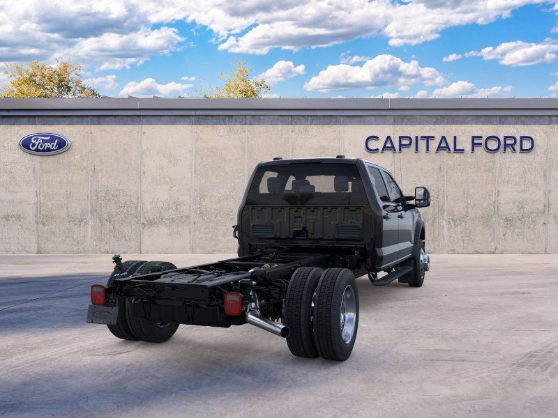 2026 Ford F-550 Lariat Image 3 of 24