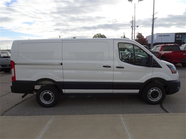 2026 Ford Transit Base Image 5 of 21