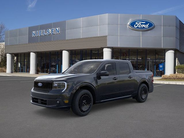 2026 Ford Maverick Lobo Standard Image 2 of 24