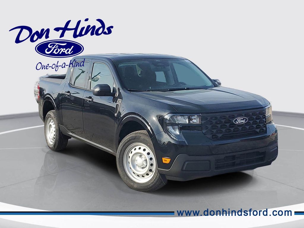 2026 Ford Maverick XL Image 2 of 31