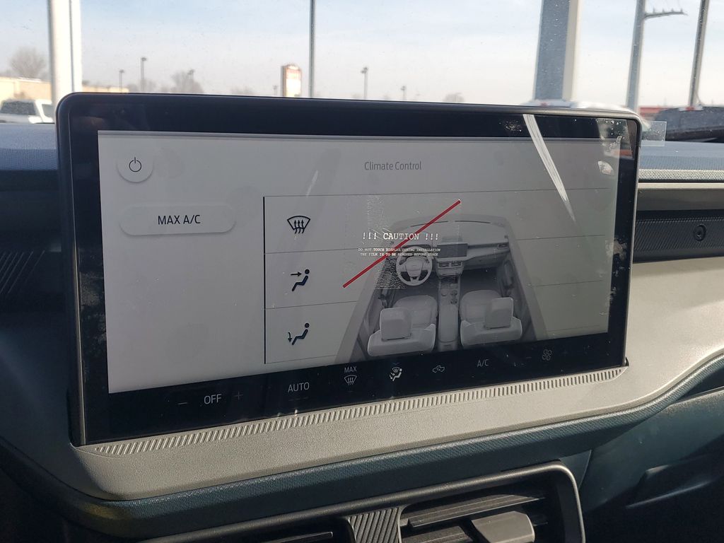 2026 Ford Maverick XL Image 17 of 31