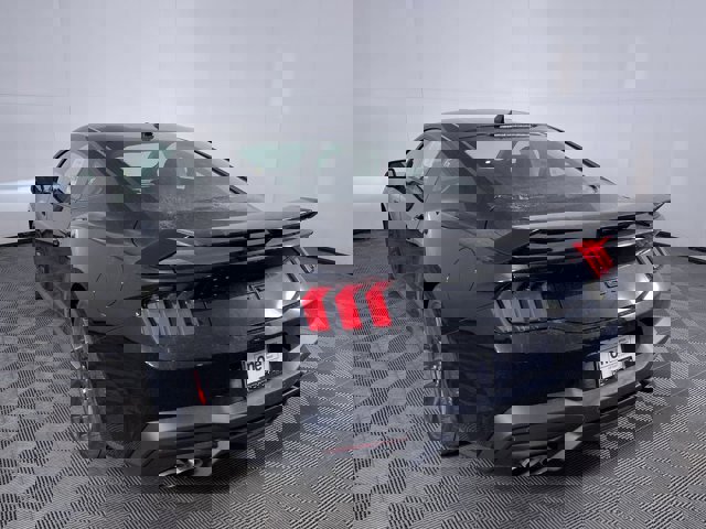 2026 Ford Mustang GT Premium Image 7 of 30