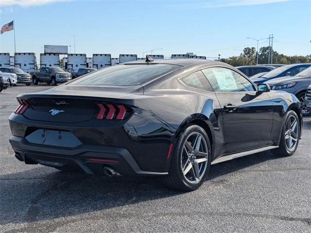 2026 Ford Mustang Image 5 of 28