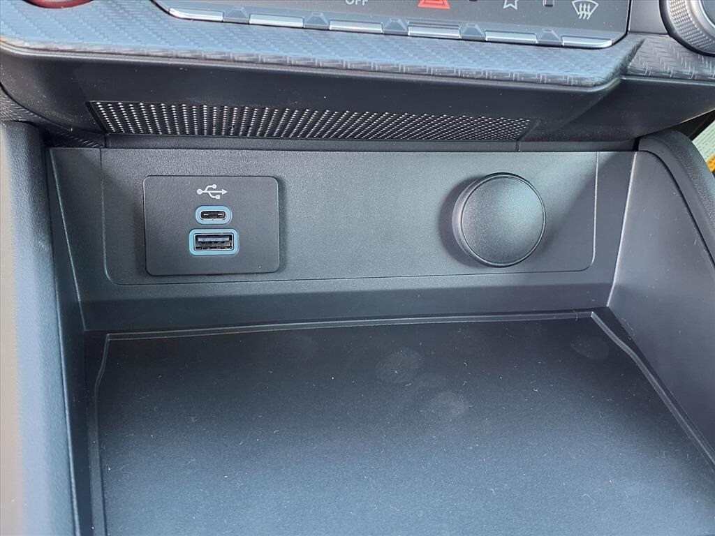 2026 Ford Mustang EcoBoost Image 8 of 23