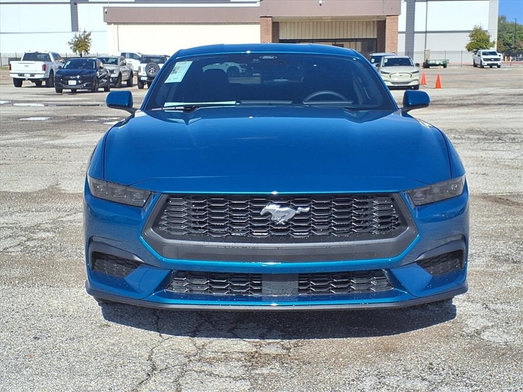 2026 Ford Mustang EcoBoost Image 2 of 23