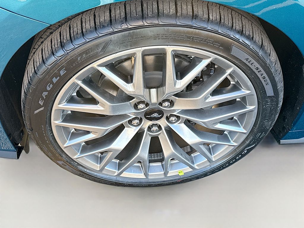 2026 Ford Mustang EcoBoost Premium Image 12 of 35