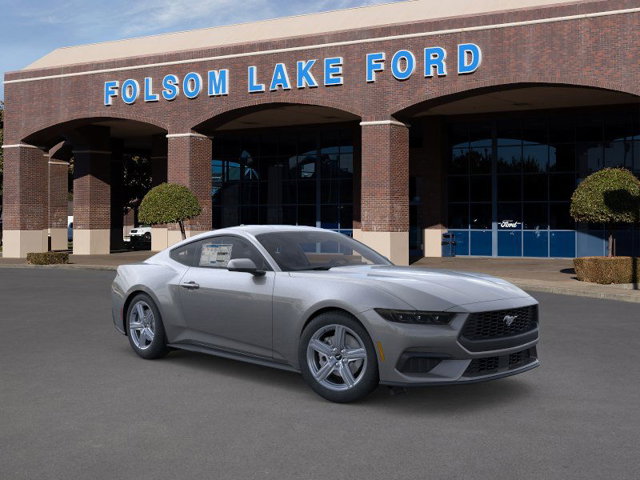 2026 Ford Mustang EcoBoost Image 4 of 22