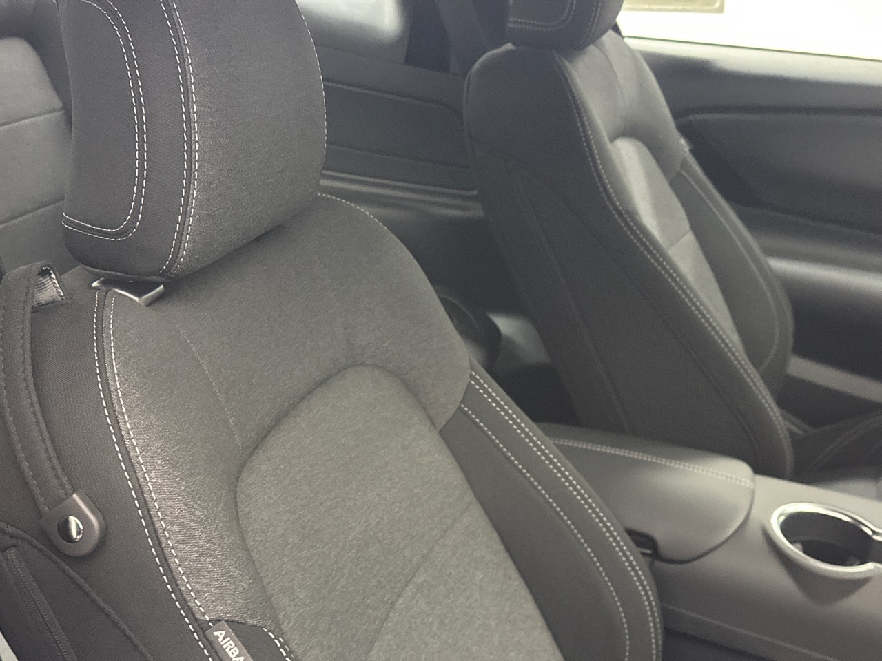 2026 Ford Mustang EcoBoost Image 8 of 32