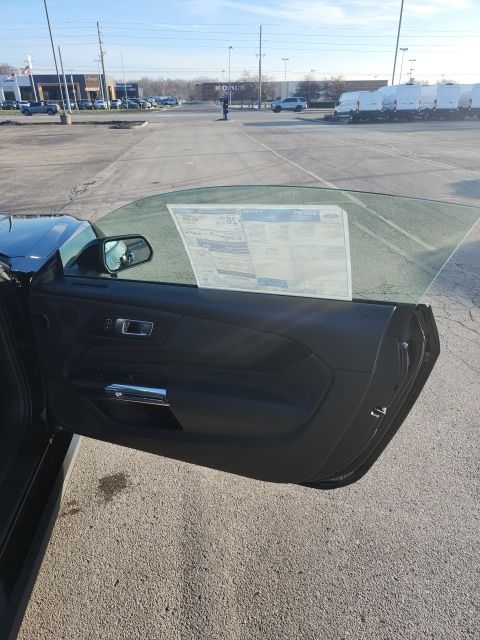 2026 Ford Mustang EcoBoost Image 21 of 32