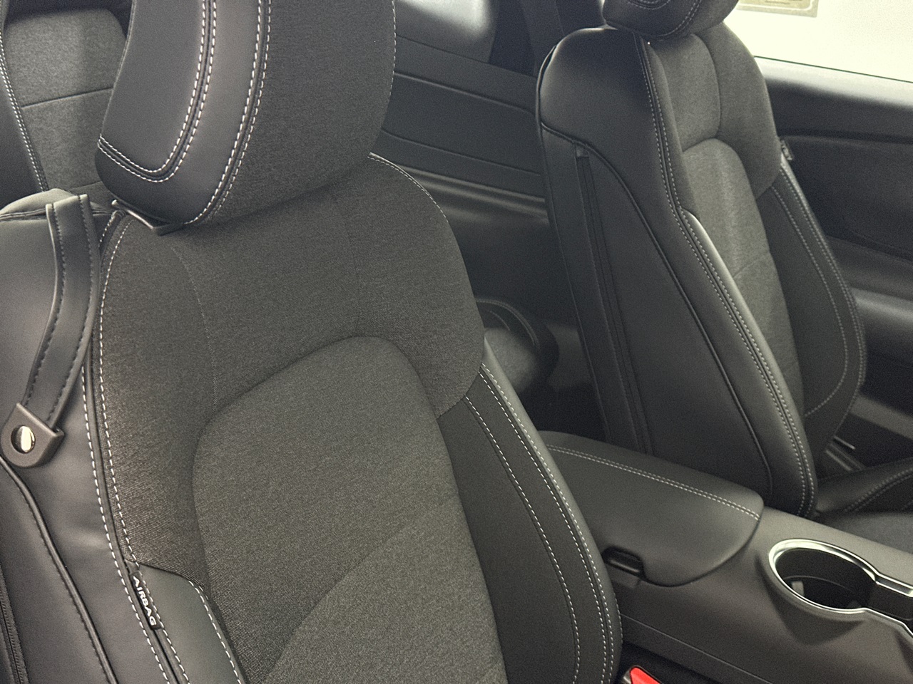 2026 Ford Mustang EcoBoost Image 7 of 29