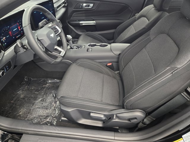 2026 Ford Mustang EcoBoost Image 9 of 22