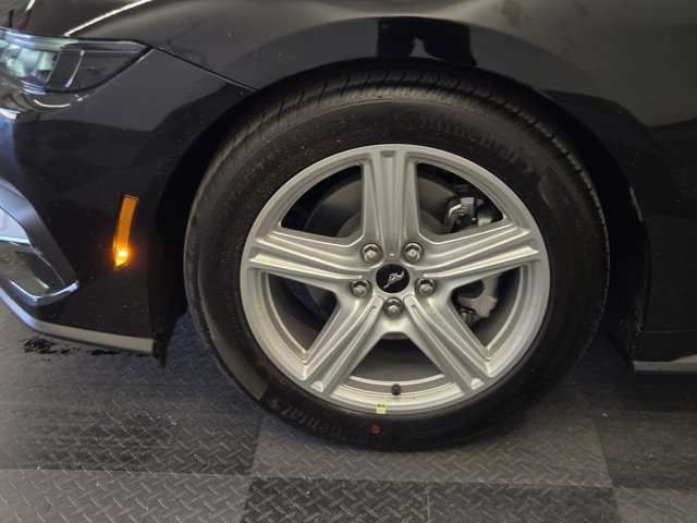 2026 Ford Mustang EcoBoost Image 8 of 22