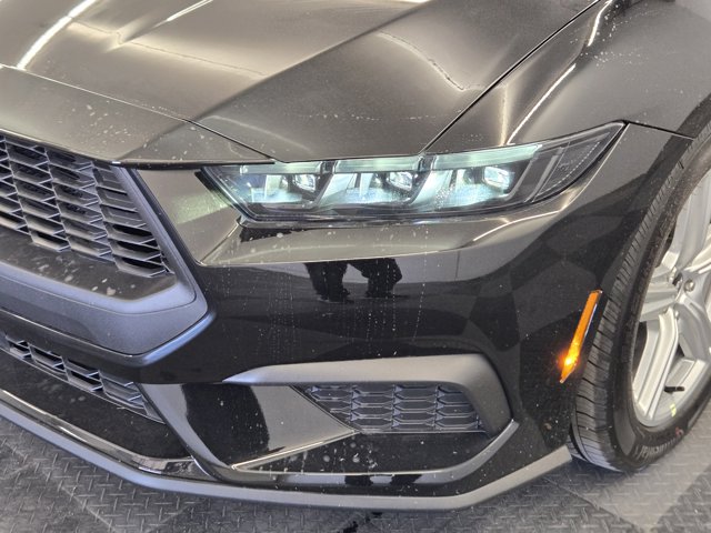 2026 Ford Mustang EcoBoost Image 6 of 22