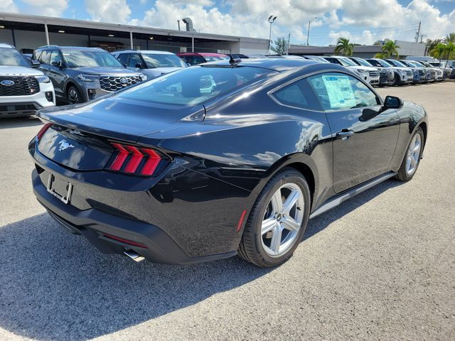 2026 Ford Mustang EcoBoost Image 3 of 28