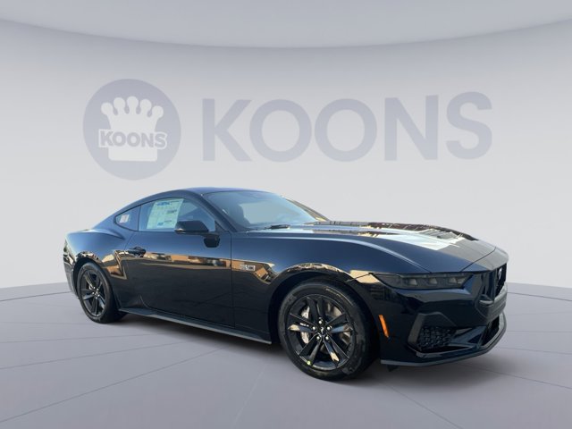 2026 Ford Mustang GT Image 3 of 24
