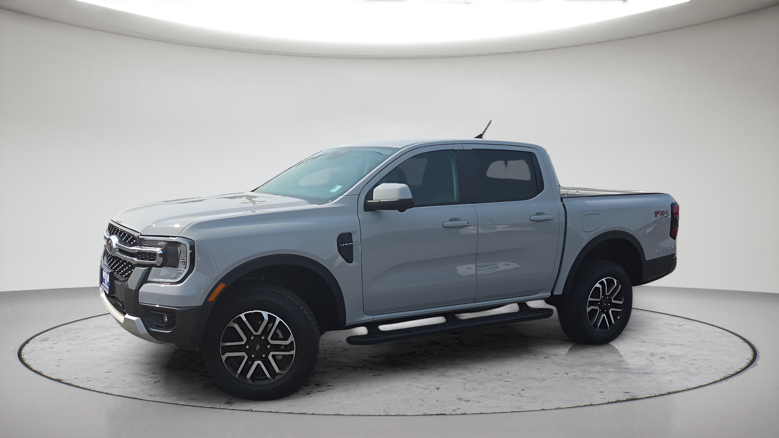 2026 Ford Ranger Lariat Image 2 of 23