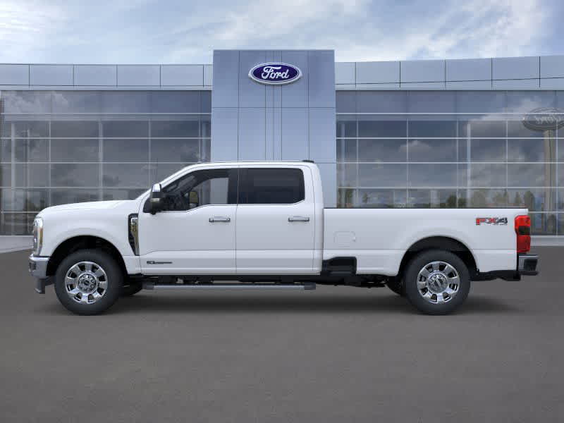 2026 Ford F-350 Lariat Image 8 of 22