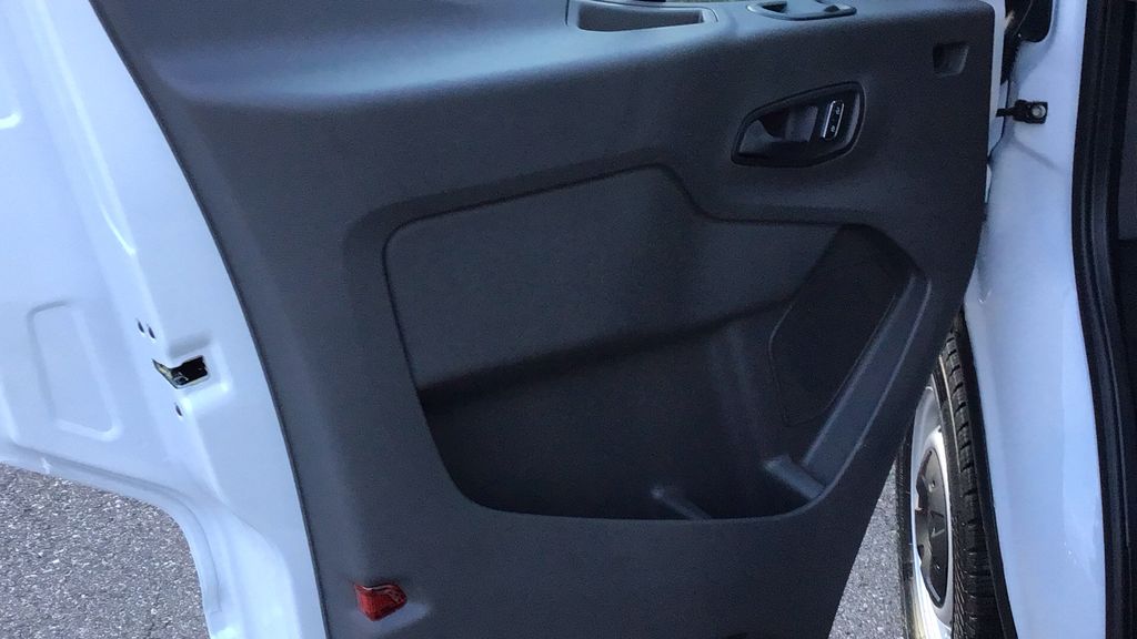 2026 Ford Transit Base Image 21 of 25