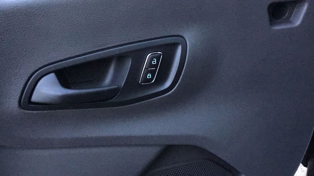 2026 Ford Transit Base Image 16 of 25