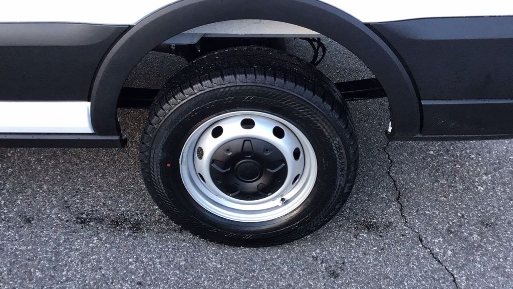 2026 Ford Transit Base Image 8 of 25