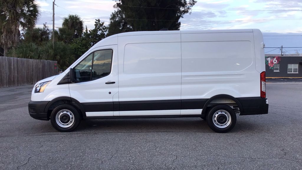 2026 Ford Transit Base Image 5 of 25