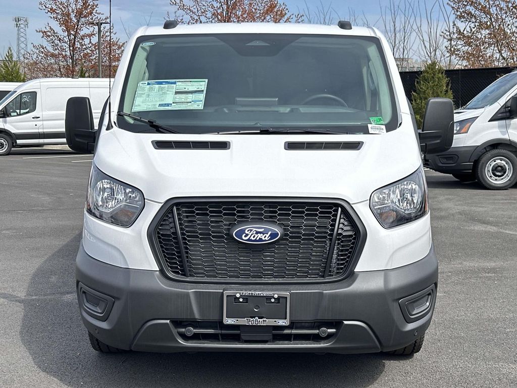 2026 Ford Transit Base Image 2 of 18