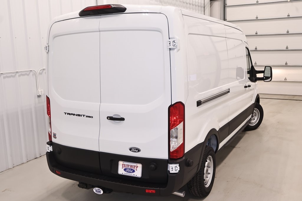 2026 Ford Transit Base Image 11 of 53