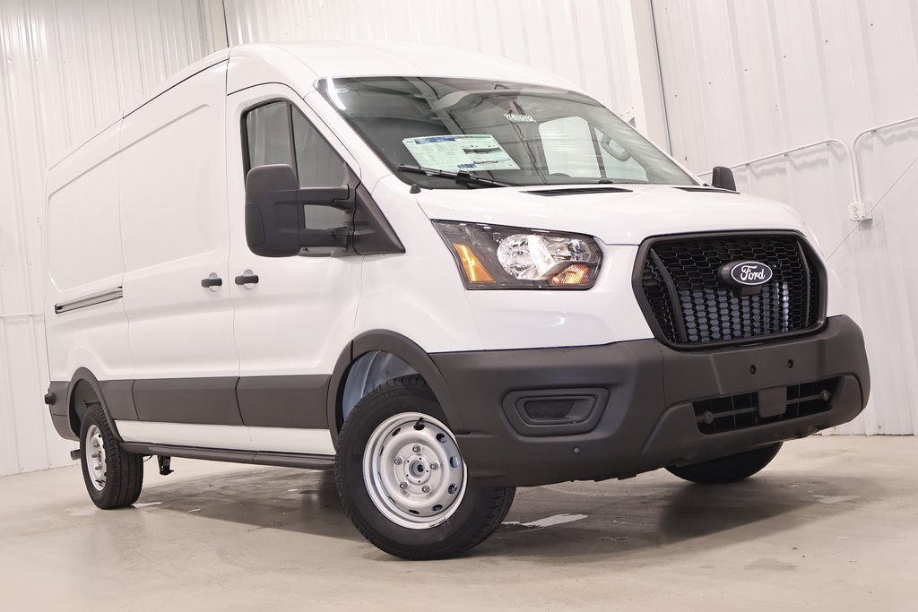 2026 Ford Transit Base Image 8 of 53