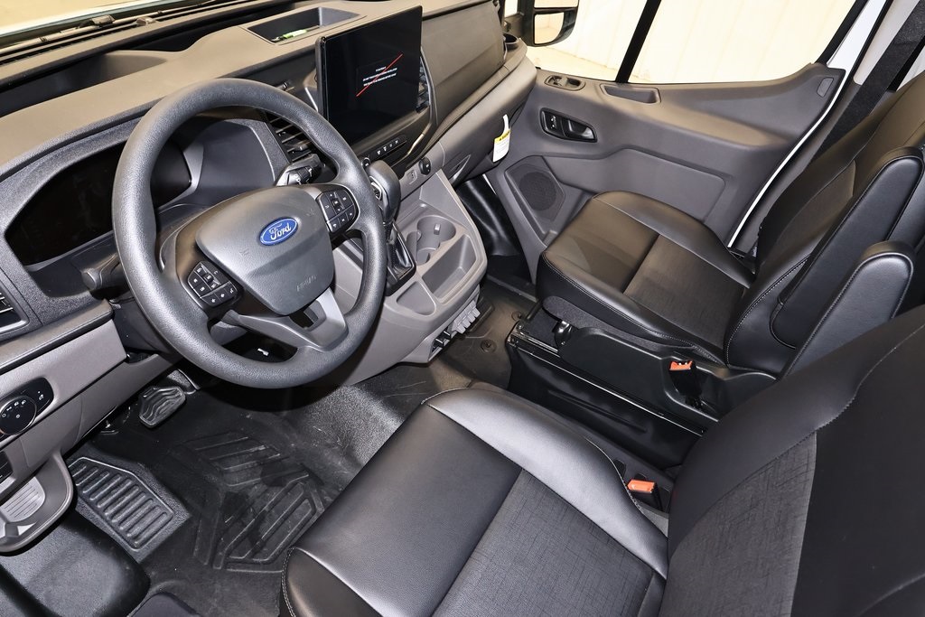 2026 Ford Transit Base Image 31 of 53