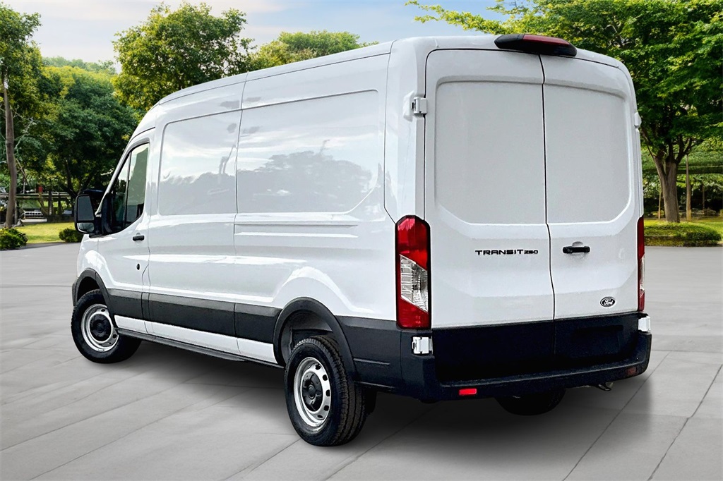 2026 Ford Transit Base Image 4 of 14