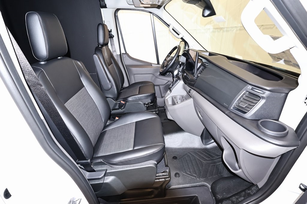 2026 Ford Transit Base Image 16 of 35
