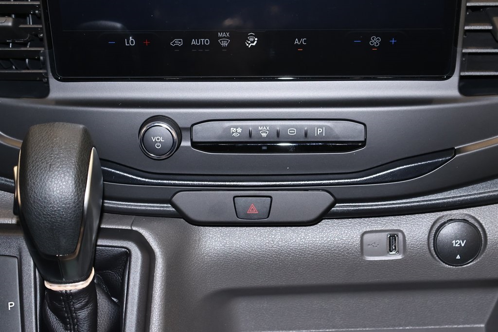 2026 Ford Transit Base Image 28 of 35