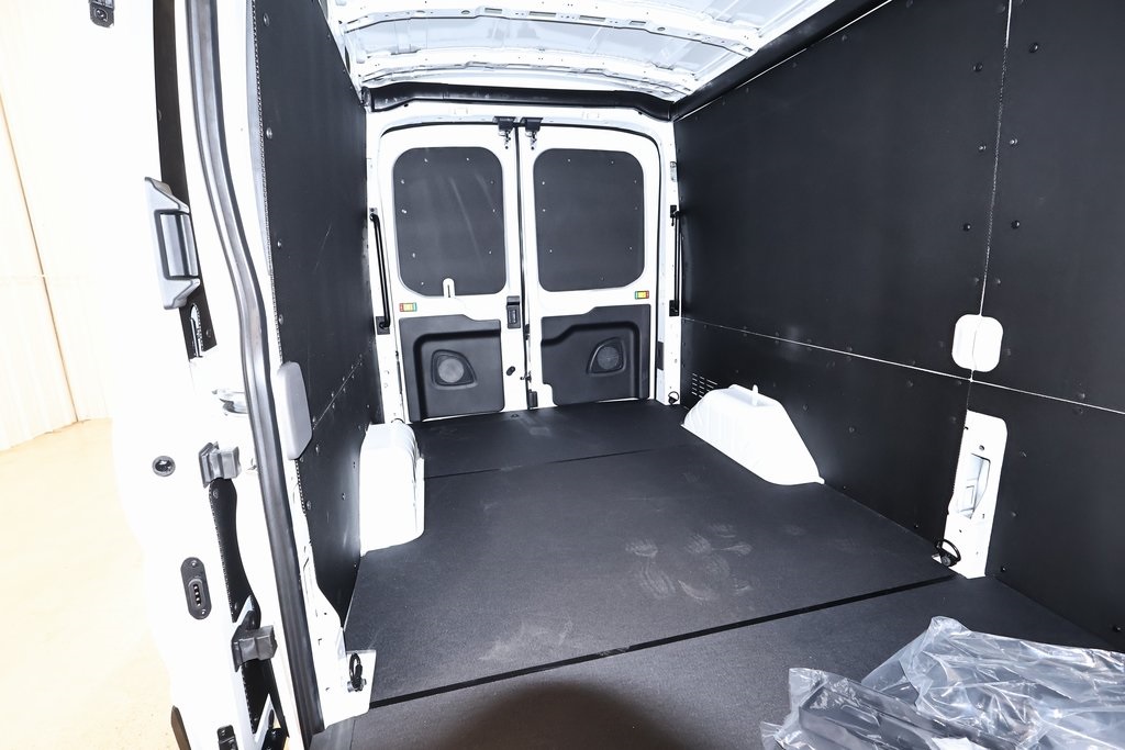2026 Ford Transit Base Image 33 of 35