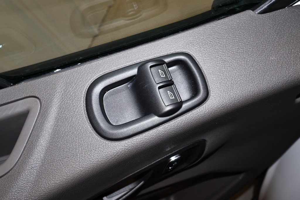 2026 Ford Transit Base Image 29 of 35