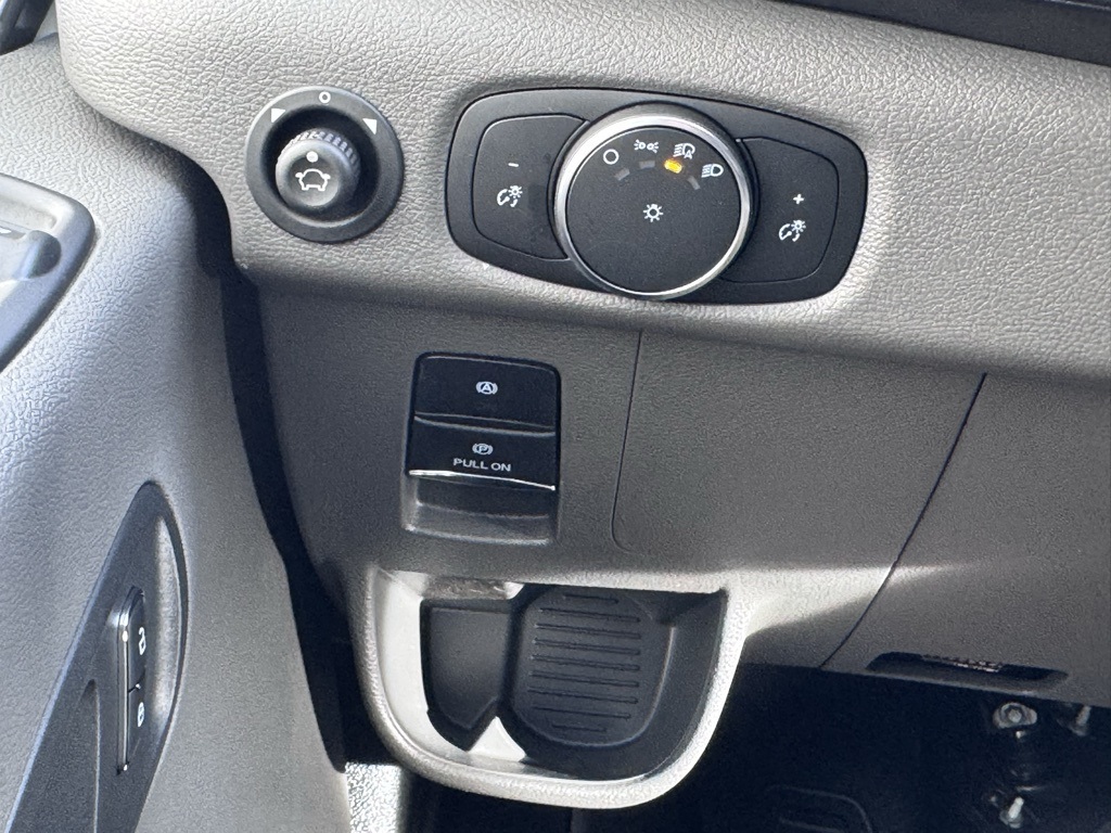 2026 Ford Transit Base Image 32 of 37