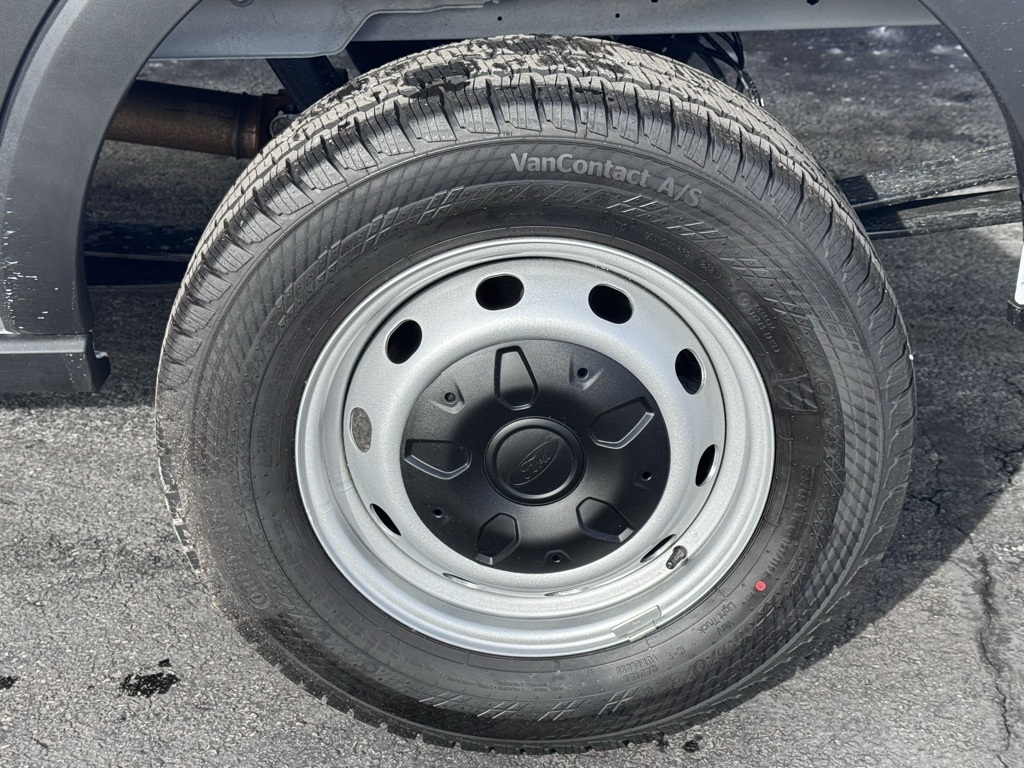 2026 Ford Transit Base Image 10 of 37