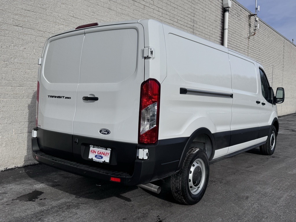 2026 Ford Transit Base Image 6 of 37