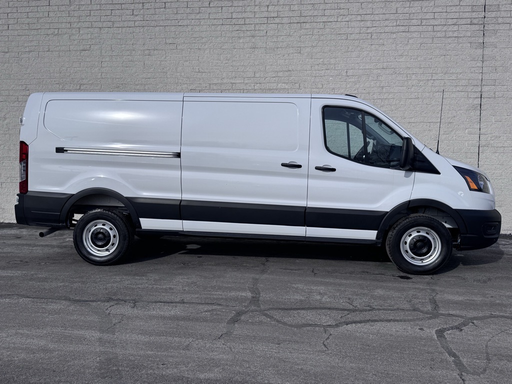 2026 Ford Transit Base Image 5 of 37