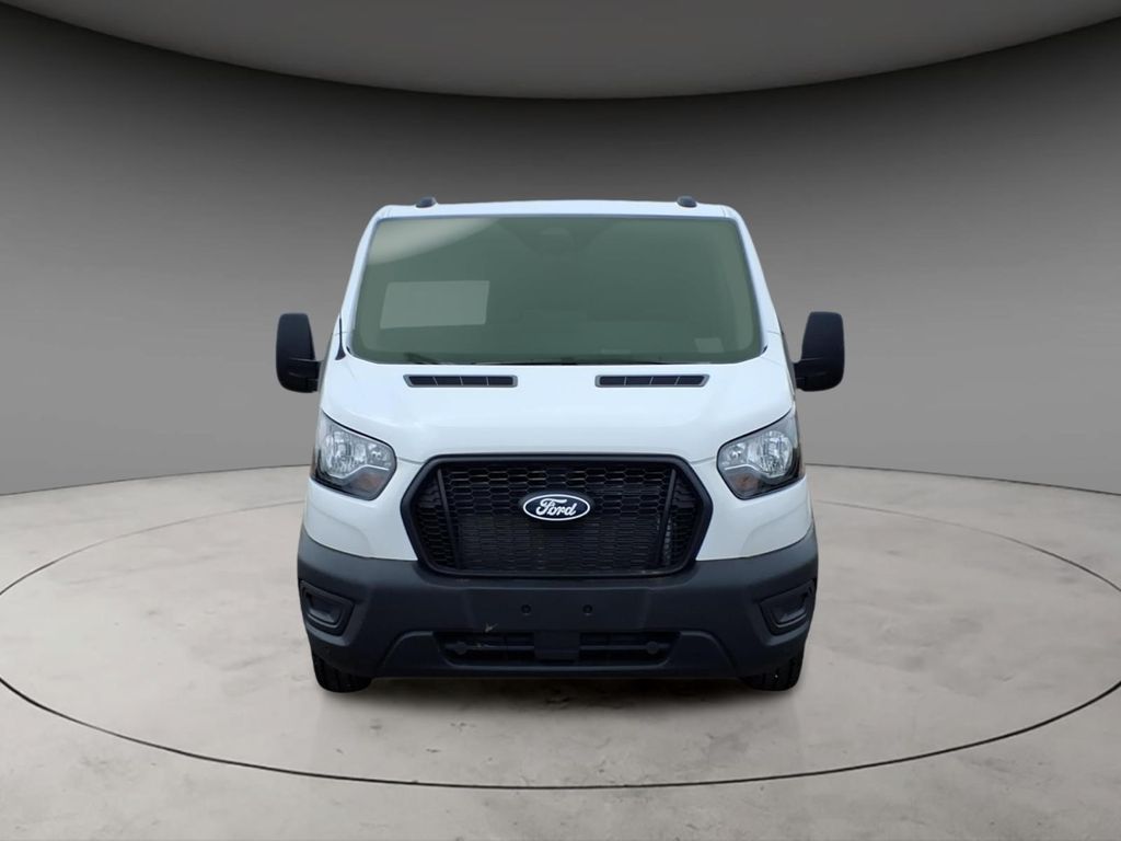 2026 Ford Transit Base Image 2 of 23