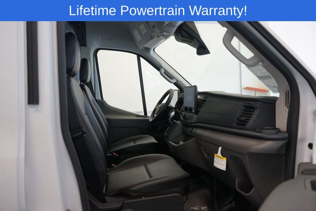 2026 Ford Transit Base Image 16 of 31