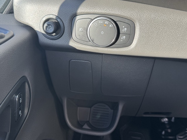 2026 Ford Transit Base Image 27 of 28